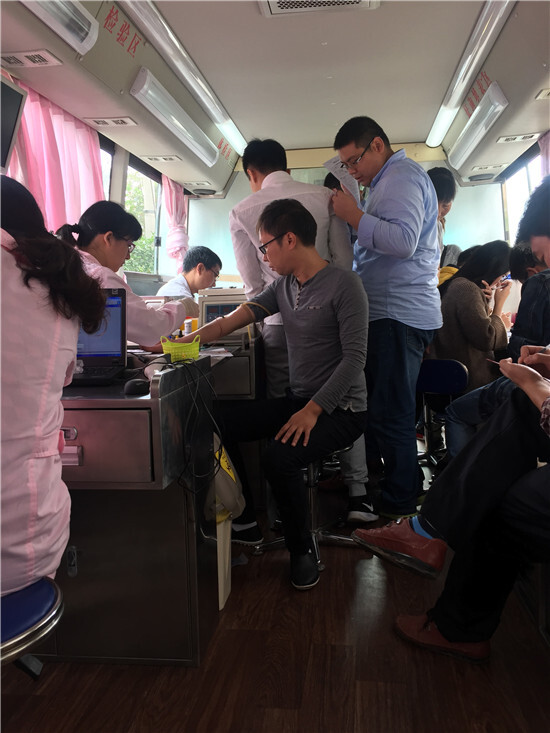 點滴奉獻，綻放生命之花
